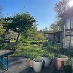 Idyllisches Mit Gartenzugang דירה *
