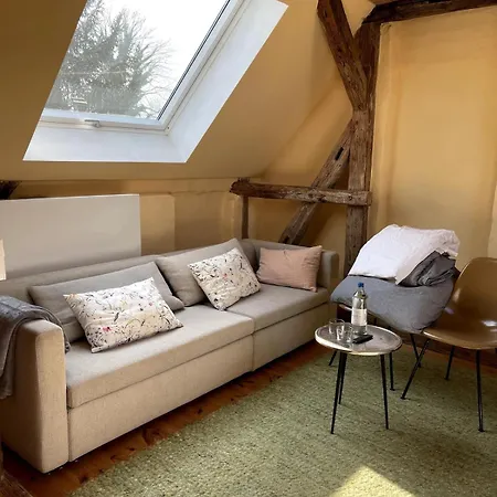 Idyllisches Mit Gartenzugang Apartman